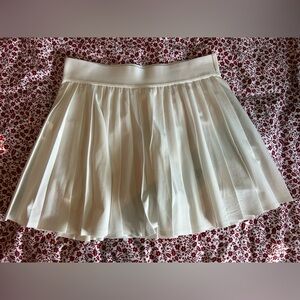 Aritzia Tennis Skirt 🤍